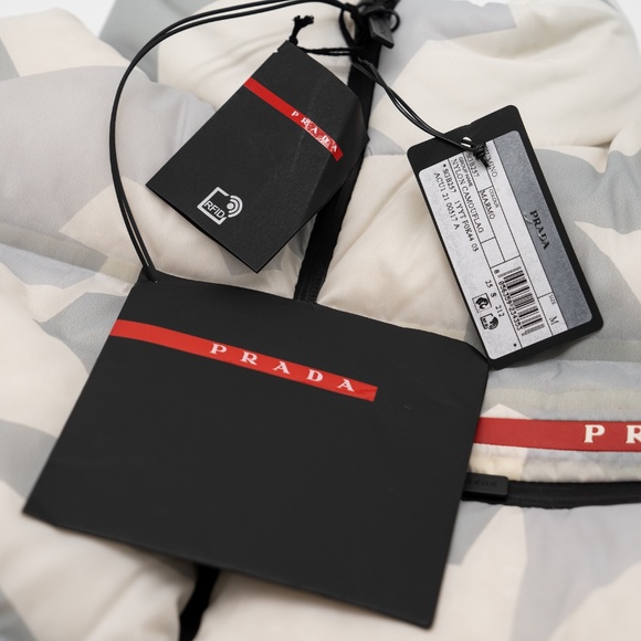 size M Prada Marble Camo Down Jacket Puffer Linea Rossa White Grey - Picture 6 of 10